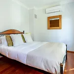 2 Bdr House W/terrace In By Lovelystay *