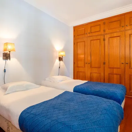 2 Bdr House W/terrace In By Lovelystay Ferienhaus Castro Marim