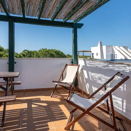 2 Bdr House W/terrace In By Lovelystay